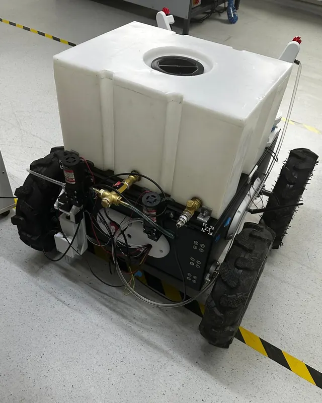 Rear view of the robot: pumps, valves and all-terrain wheels